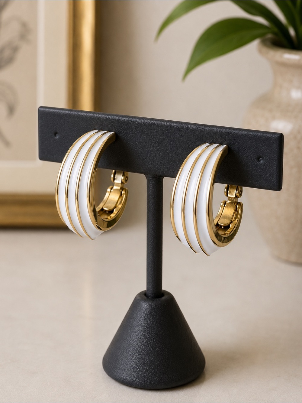 Vintage Crown Trifari Huggie Hoop Earrings White Enamel Gold Tone Ribbed Clip On